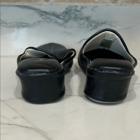 Elegant Black Women's Slippers by David Green - Picture 5 of 5